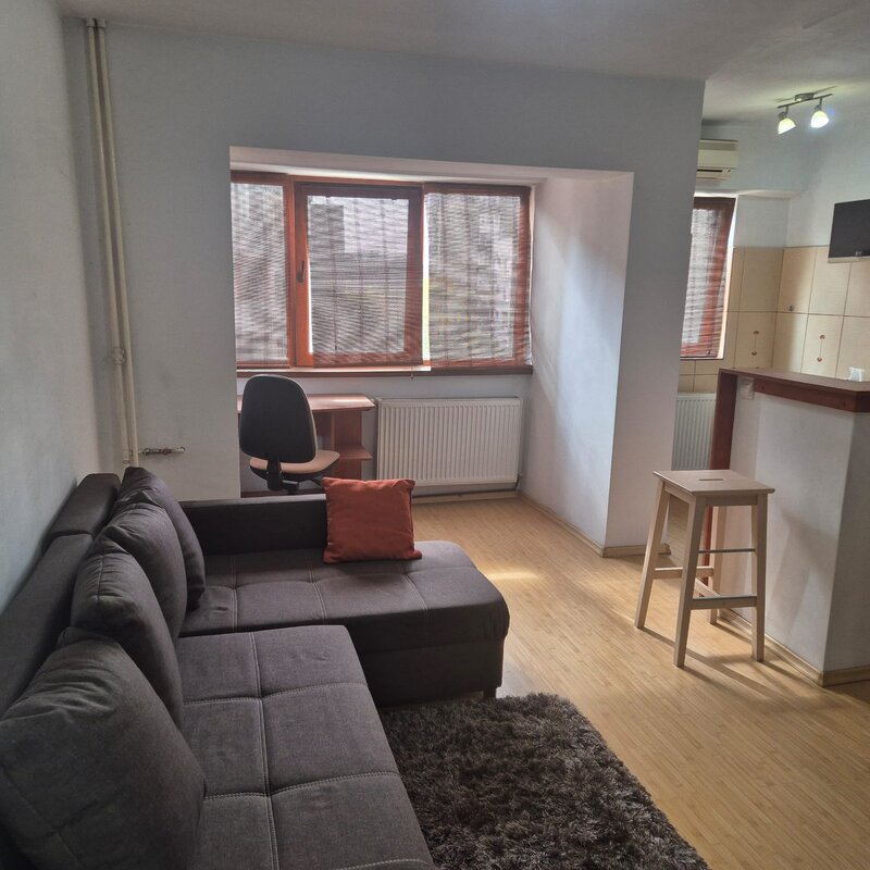 Tineretului, parc, metrou,